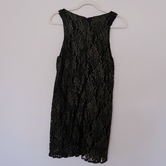 ASTR Foiled Lace Shift Dress - Picture 9 of 11
